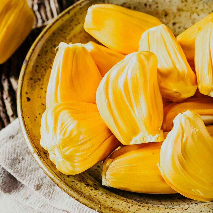 A plate of fresh jackfruits on a plate